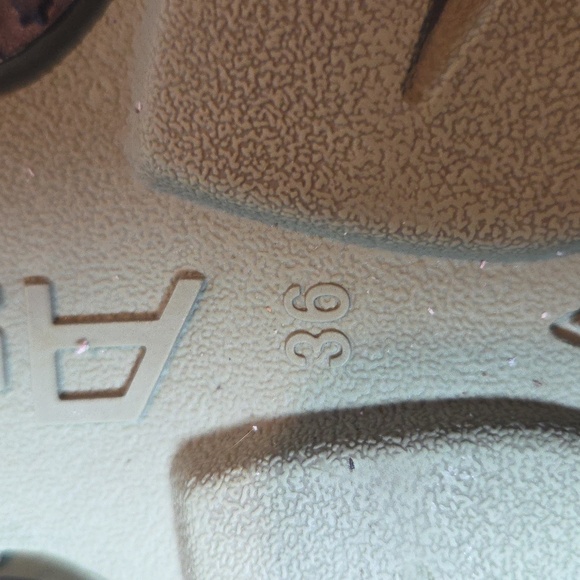 ASH SANDAL Green and Cream - Picture 6 of 10